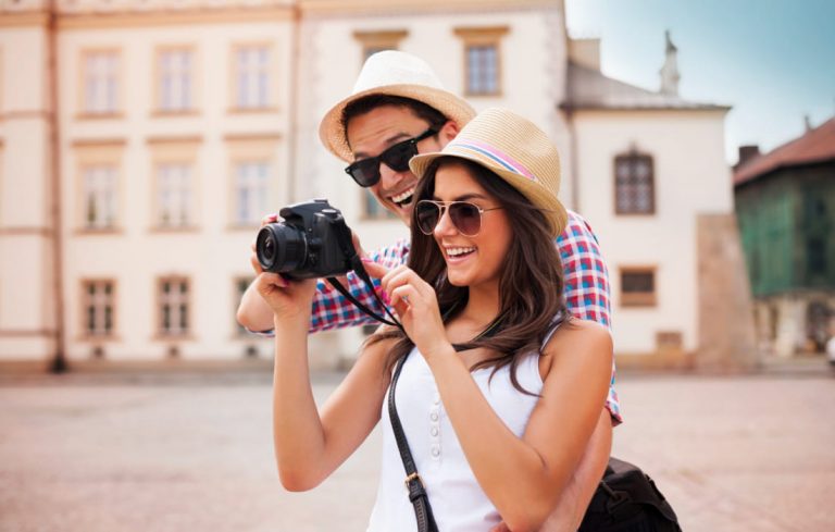 Couple Travel Copy 768x489